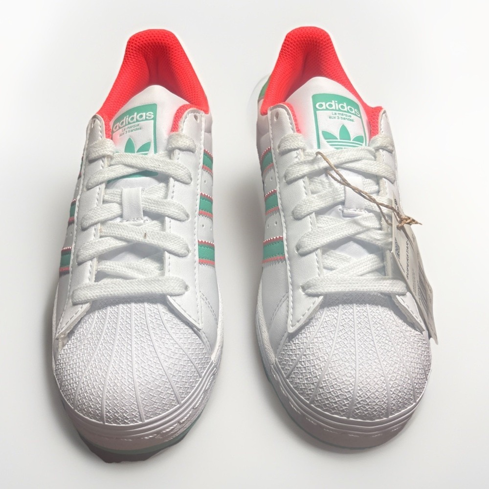Adidas Superstar Size 4 J In white/green/Orange
